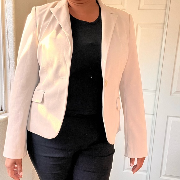 Express Cropped Fitted Editor Blazer Size 14 Best fit Large or smaller - Picture 2 of 10